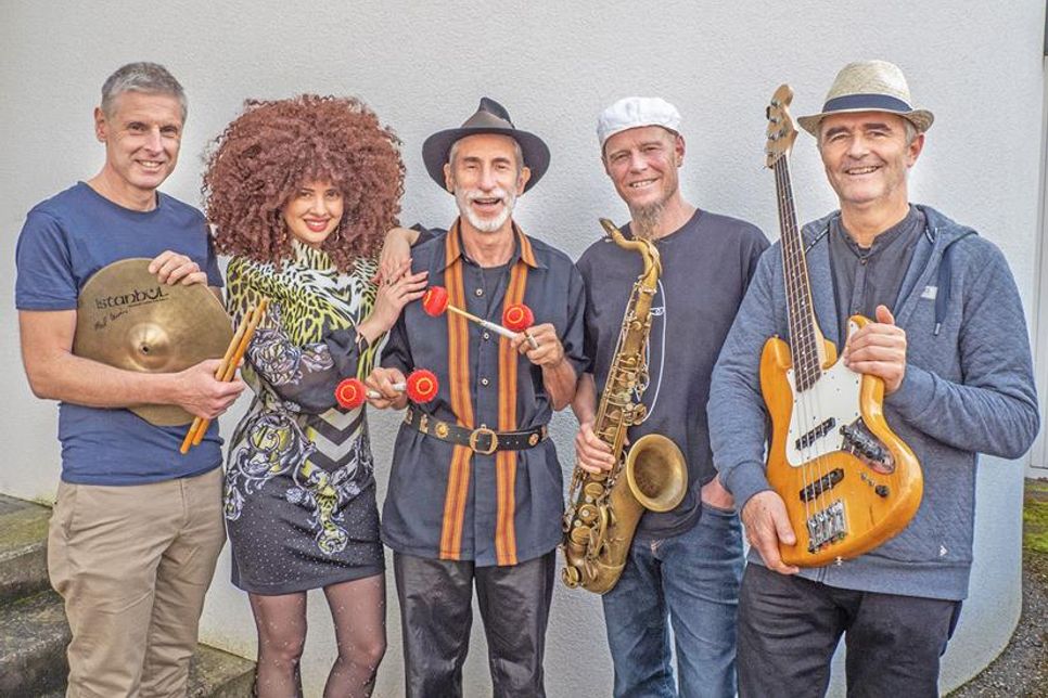 Die Band Joey Blue It steht für viele stilistische Aspekte des Blues: Rhythm & Blues, Soul-Blues, Rock’n‘Roll-Blues, Shuffle-, Funk, Swing- und Deltablues prägen ihren Ton.