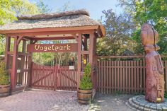 Mehrere Tiere des Vorgängers ohne Herkunftsnachweise: Kreis Ostholstein   äußert sich zum Vogelpark Niendorf/Ostsee
