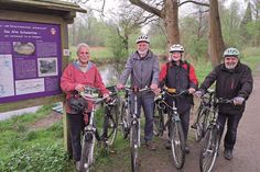 Die Autoren Gerd Dreßler, Erich Kalau, Michael Tegethof und Günter Kalin (von links) sind selbst begeisterte Radfahrer und Radwanderer.