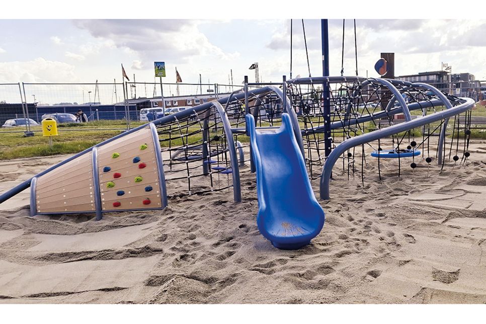 Attraktives Spielangebot direkt am Wasser: Neuer Wal-Spielplatz am Fährvorplatz offiziell eingeweiht
