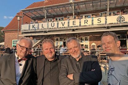 Unter anderem folgten „ToffieM“ der Einladung von Frans Ijben (re.) zum diesjährigen Kutterrock.