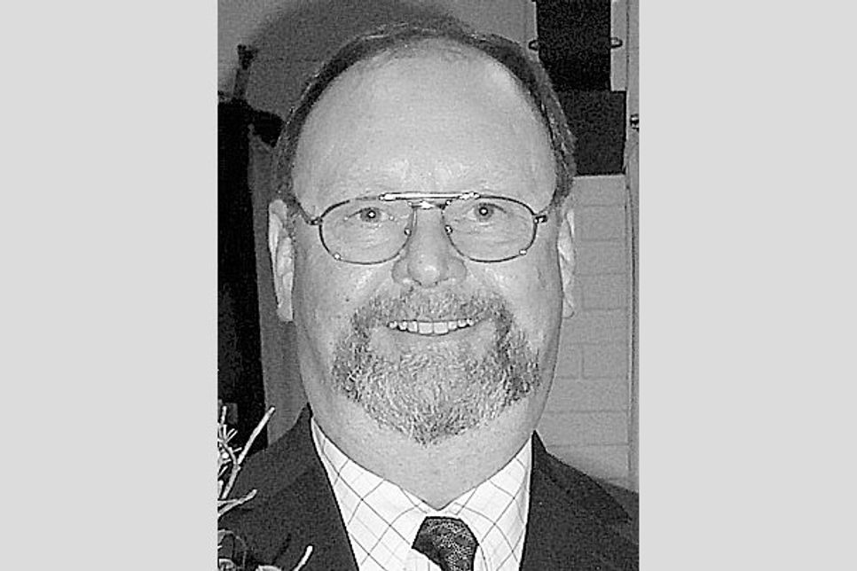 Rainer Künkel (1939-2021) bei seiner Wahl zum Bürgervorsteher am 10. April 2003.