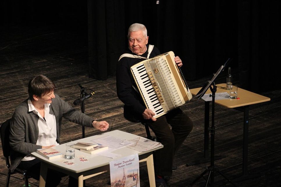 Falko Anders und Martine Lestrat unterhielten mit ihrem literarisch-musikalischen Programm.