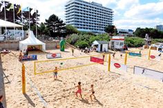 Ab sofort ist der Sportstrand in Timmendorfer Strand wieder geöffnet. (Foto: TSNT)