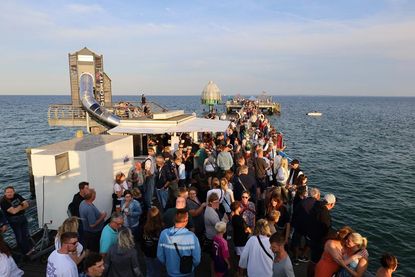 Eine atemberaubende Kulisse für Freude und Energie bietet sich auf der Seebrücke.