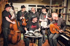 Feldsteinkirche Ratekau:  Jubiläums- und Sommernachtskonzert der „Appeltown Washboard Worms“