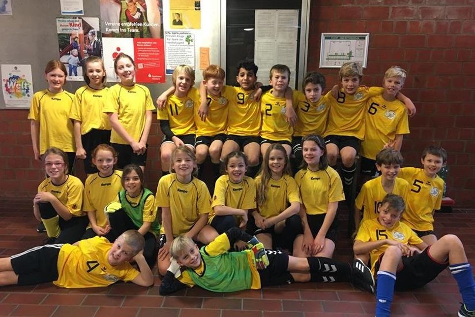 Die Mädchen und Jungen der Grundschule Neustädter Bucht.