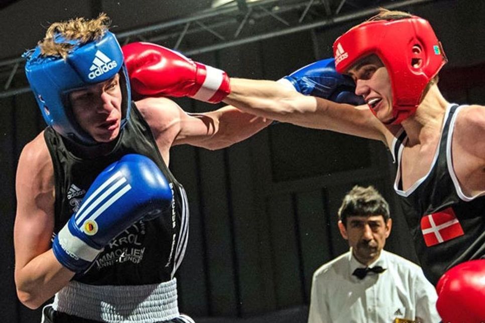Morten Lender (links) vom Boxclub Preetz unterlag nach Punkten William Beckmann (Jyllinge Boxing Team).