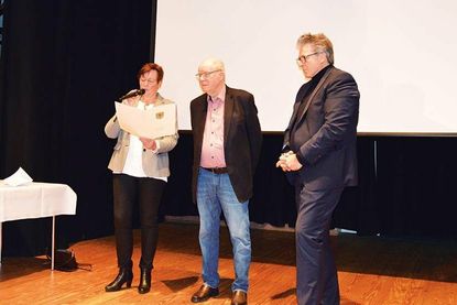Hans-Joachim Dockweiler wurde zum Ehrenbürger der Gemeinde Ahrensbök ernannt.