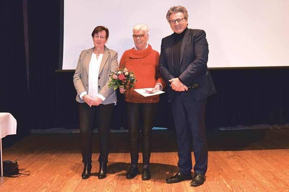 Eine Auszeichnung für ihr ehrenamtliches Engagement gab es für Sabine Stammer.