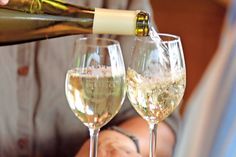 Erstmals findet zu Pfingsten ein fünftägiges Weinfest im Niendorfer Hafen statt. (Foto: Veranstalter)