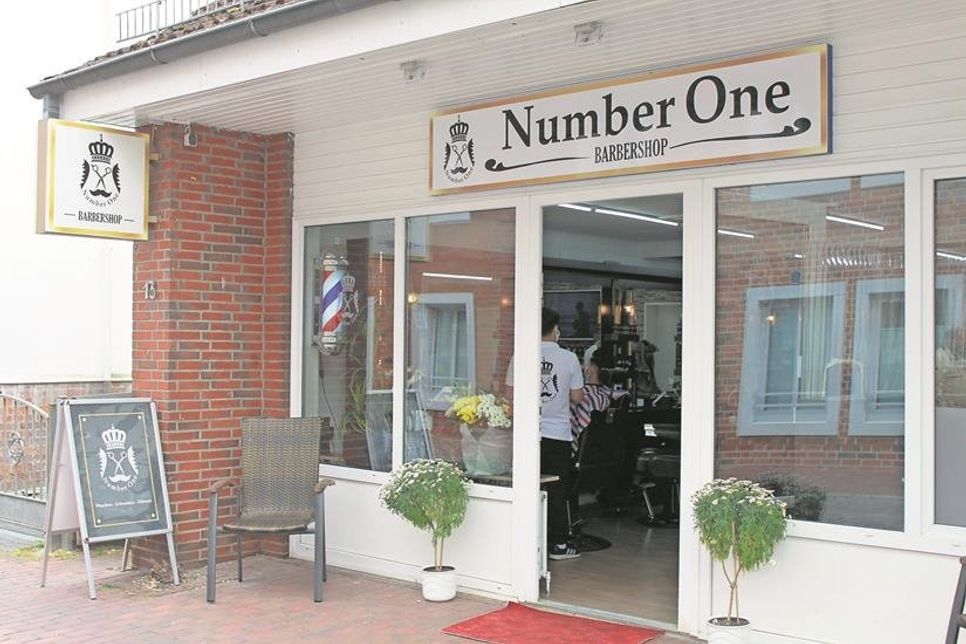 Ohne Termin einfach vorbeikommen: Beim Barbershop weiß „Mann“, woran er ist.