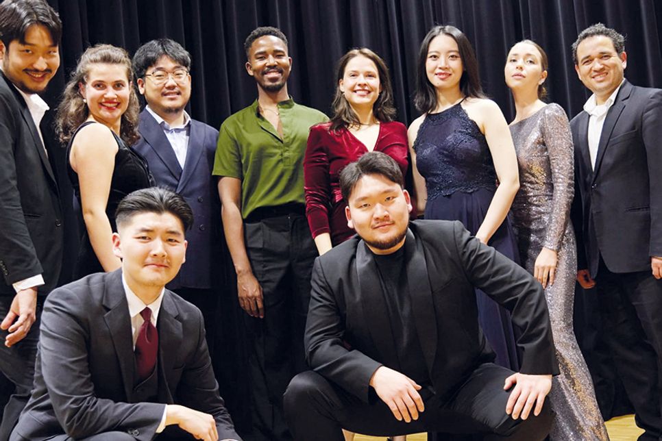 Studierende der Musikhochschule Lübeck präsentieren beim Neujahrskonzert in Ratekau beliebte Musikstücke.