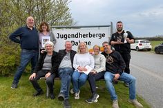 Jens Michaels, Sabine Siems, Helma Gonzales, Matthias Bayer, Ute Höppner, Carolin Etges, Malte Bednatzik und Robert Höppner (v. lks.).