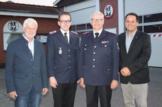 Bürgervorsteher Heinz Bäker, Ortswehrführer Jacob Revenstorf, stellvertretender Ortswehrführer Kai Fischer und Bürgermeister Mark Burmeister (v. lks.).