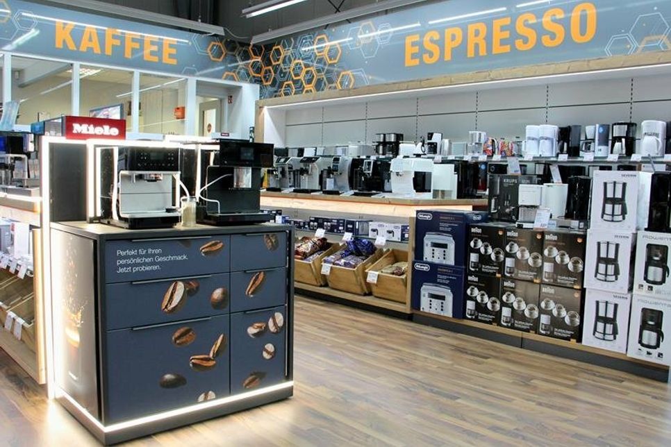 Bei einer Kaffeevorführung inklusive Verkostung wird echter Kaffeegenuss zelebriert.