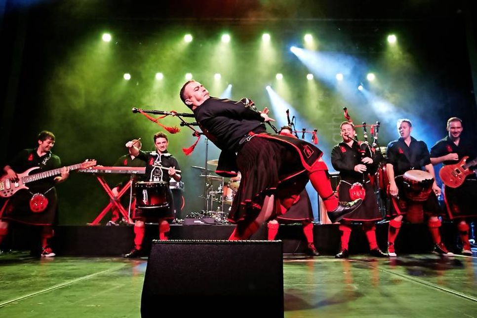 Die Red Hot Chilli Pipers.