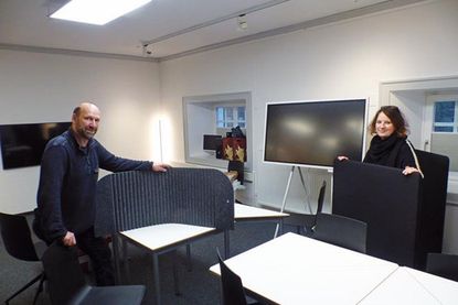 Hier entsteht ein „Ambient Space“, ein Veranstaltungsort für Medienkompetenzschulungen, Workshops und mehr – alles Weitere dazu bei der feierlichen Eröffnung.