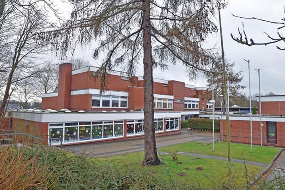 Die Grundschule in Probsteierhagen.