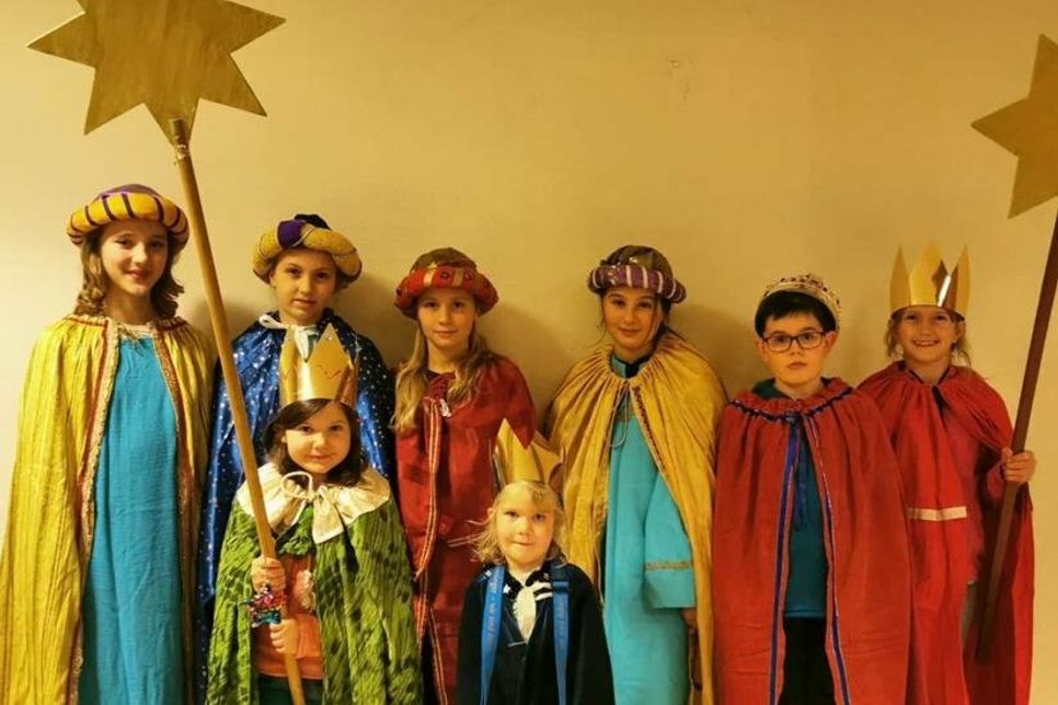 Die kleinen Könige segnen die Familien und Häuser in Neustadt und Umgebung.