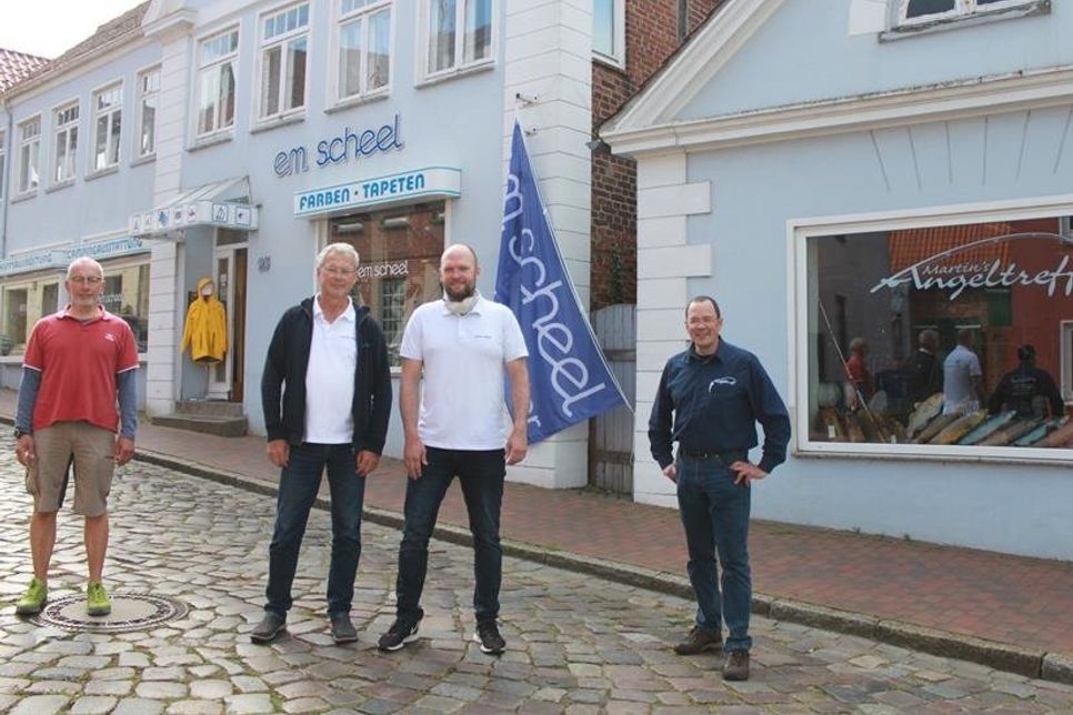 Armin Legendre, Dietrich und Malte Scheel sowie Martin Christiansen (v. lks.) am gemeinsamen Standort in der Fischerstraße 23.