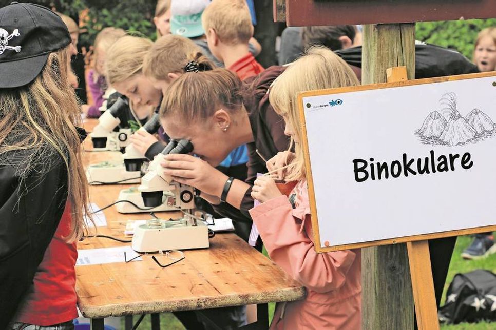 Forschen an der frischen Luft.