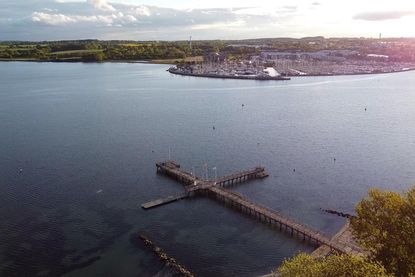 Das ist die Seebrücke in Neustadt aktuell. Die Planung für die neue Variante sieht leichte Änderungen vor.