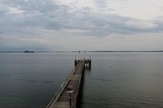 So sieht die Seebrücke in Pelzerhaken aktuell aus - deutlich in die Jahre gekommen.