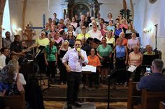 Der Projektchor unter Leitung von Kirchenmusiker Benjamin Gruchow rockte die Kirche.