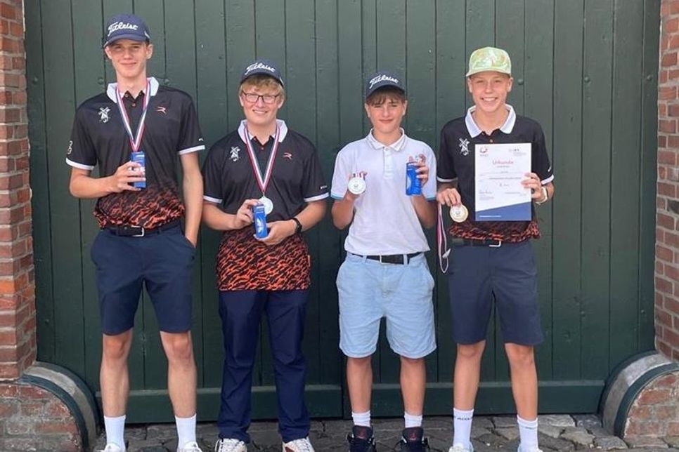 2. Platz beim Landesfinale Golf von Schleswig-Holstein „Jugend trainiert für Olympia“.