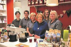Susanne Scholz (3. v. re.) mit ihrem langjährigen Team.