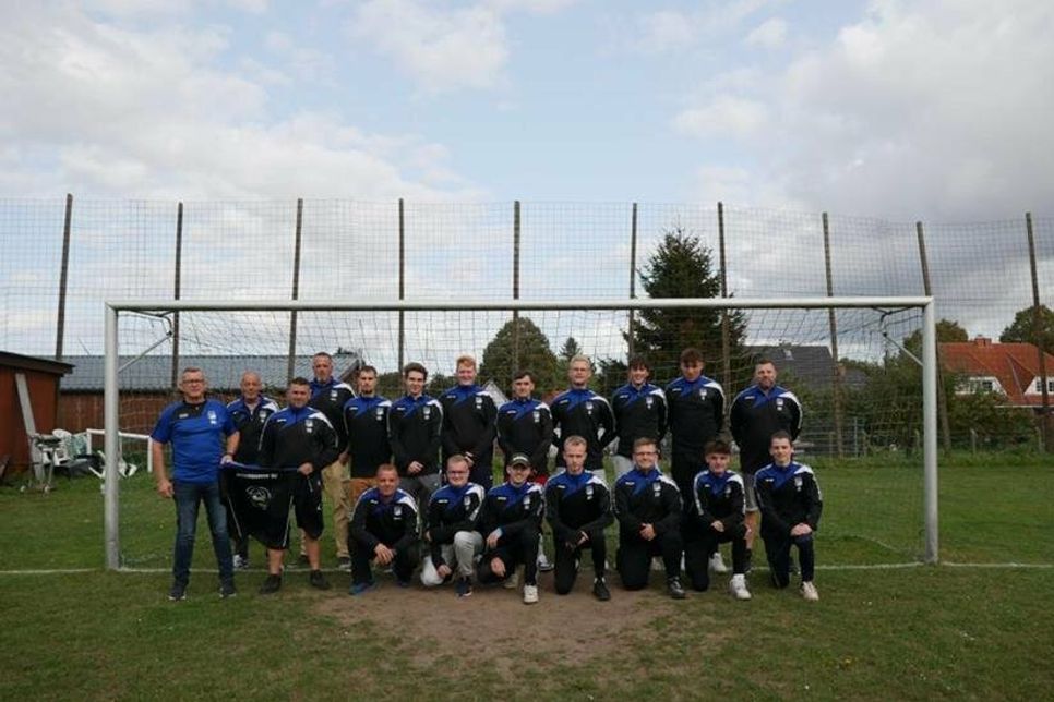 Die Fußballer des Harmsdorfer SV.