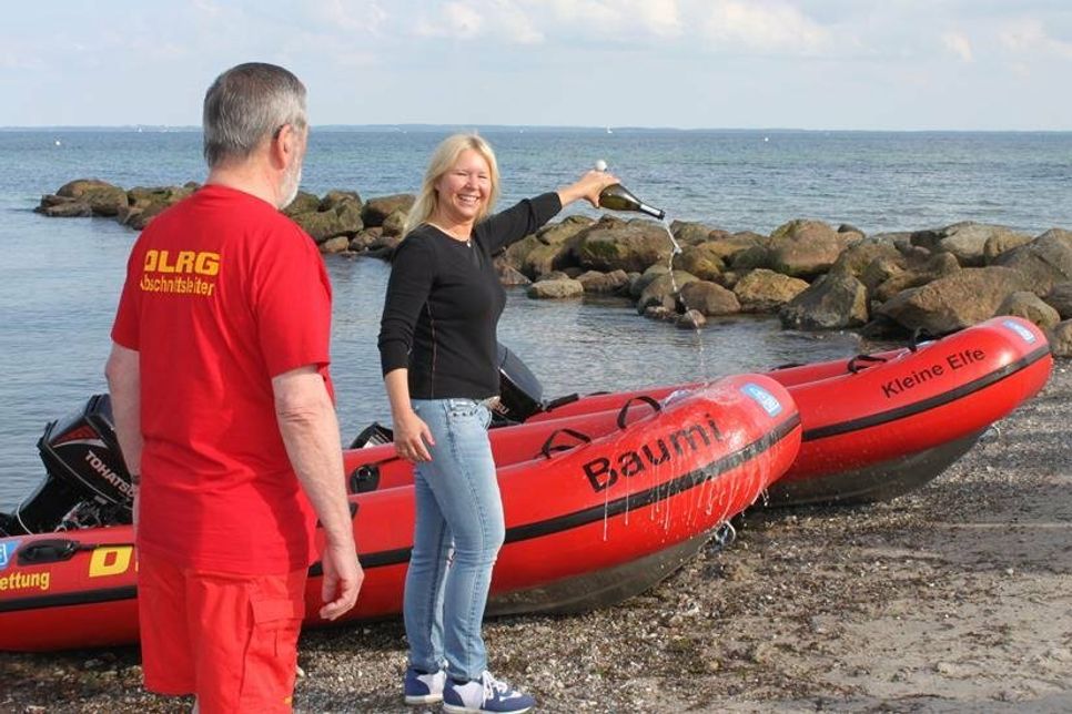 Alexandra Bendfeldt bei der Taufe von „Baumi“.