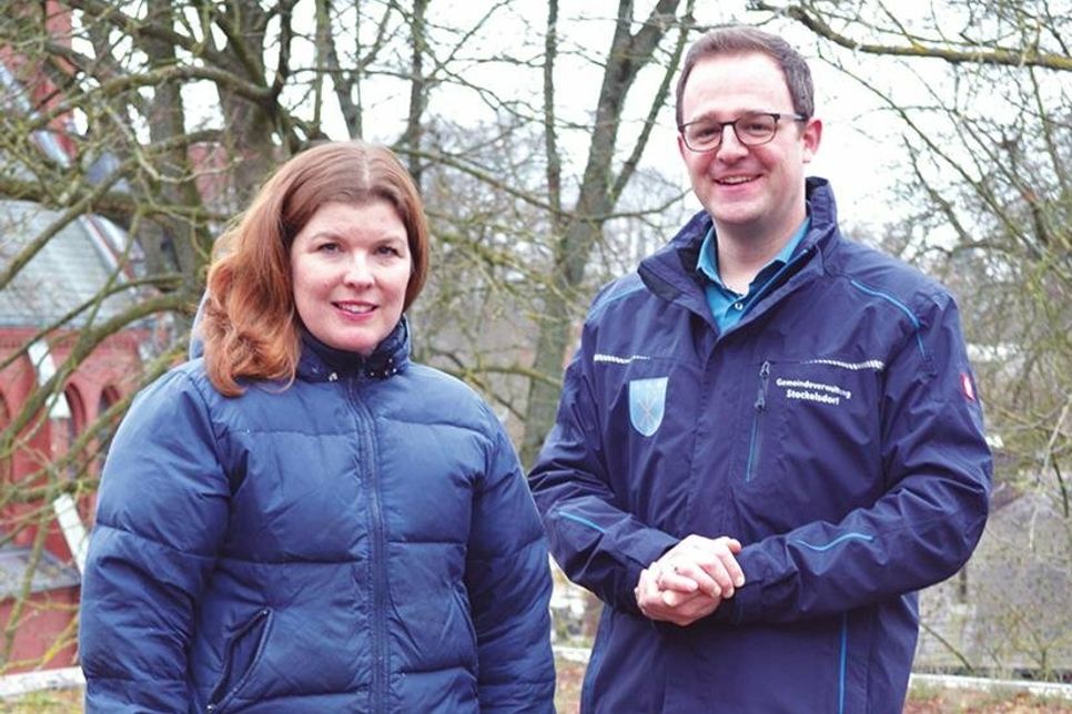 Stockelsdorfs Bürgermeisterin Julia Samtleben und Klimaschutzmanager Manuel van der Poel hoffen auf große Resonanz bei der morgigen Veranstaltung.