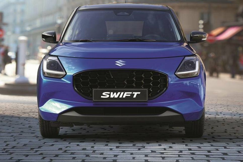 Kunden können unter neun Einfarb- und vier Zweifarblackierungen wählen, darunter die neuen Farbtöne Frontier Blue Pearl Metallic und Cool Yellow Metallic.