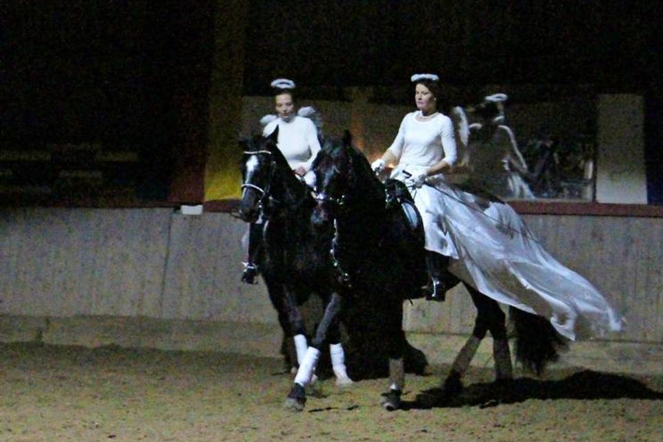Pas de deux von zwei Engeln.