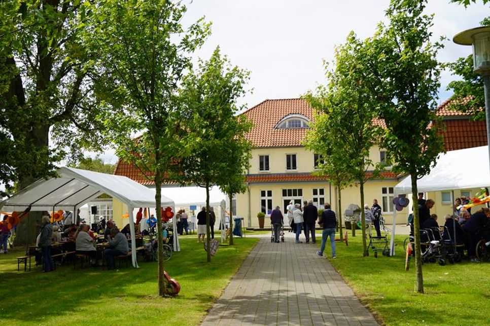 Buntes Treiben auf dem gesamten Gelände.