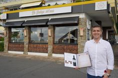 Inhaber Jovan Maricic vor dem La Bodega Del Mar in der Uferstraße 16 in Grömitz.