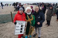 Die DLRG, Neptun und der Tourismus-Service sorgten für einen reibungslosen Ablauf in Dahme. In Grömitz waren die Johanniter Unfallhilfe und die Feuerwehr unterstützend vor Ort.