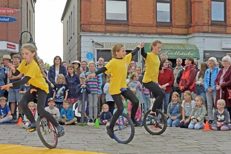 Die Nachwuchsartisten vom Lebrader Kinderzirkus Sonnenschein