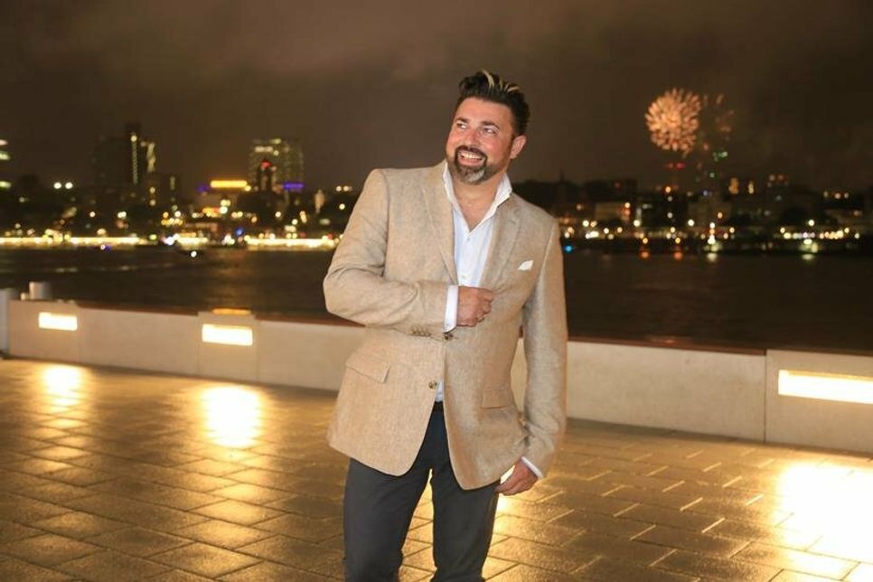 Der Entertainer Anthony Bauer Jr. wird mit seiner Bigband am Freitag und Samstag auf der Bühne stehen.