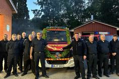 „Florian Ostholstein 58-14-1“ wird herzlich in der Ortswehr Schashagen willkommen geheißen.