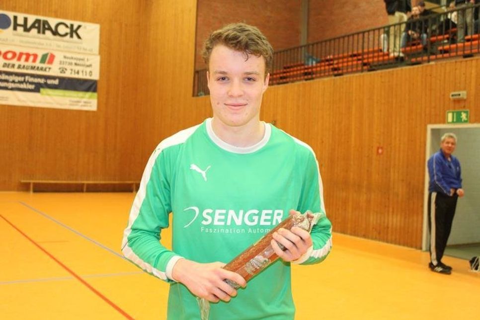 Zum besten Torwart des Turniers gewählt: Luca Kiecok von Eutin 08.