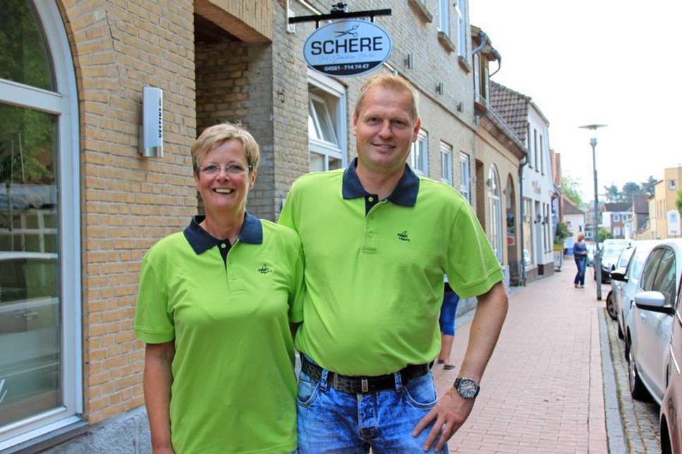 Sie freuen sich auf die Eröffnung - Heike Wolter und Joachim Hertel.