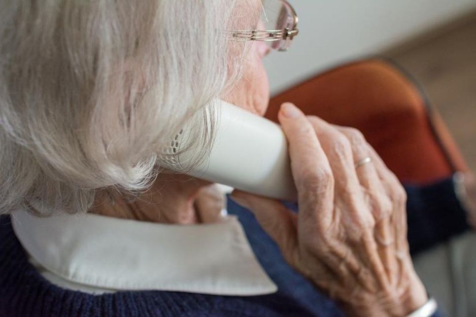 Unter der Telefonnummer 04561/7149767 ist Jürgen Mosalf für die Senioren erreichbar.