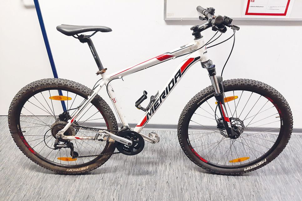 Wem gehört dieses Mountainbike?