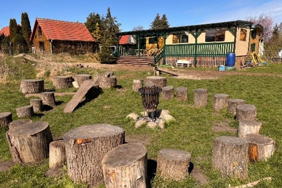 Die Naturgruppe verbringt den Großteil des Tages draußen.