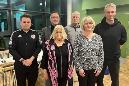 Der Vorstand des TSV Neustadt (v. lks.): Beisitzer Moritz Meier, 2. Vorsitzender Alexander Wengelewski, Schriftführerin Gabriele Thiele, Kassenwart Klaus Wissel, 1. Vorsitzende Anett Virsnitis und Beisitzer Oliver Scheplitz. (Nicht auf dem Foto: Die Beisitzer Daniela Krüger und Bennet Storm).