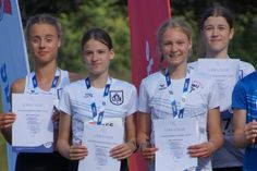 Jolina Behnk, Lisa Sömmer, Gyde Janshen und Bella Rath (v. lks.).