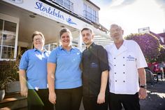Simone, Sabrina, Robert und Bernd Weidemann (v. lks.) sorgen für zufriedene Gäste im Restaurant Störtebeker. (Foto: Störtebeker)